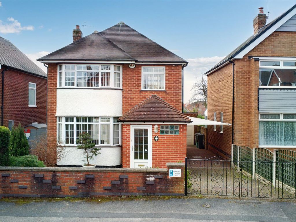 3 bed detached house for sale in Lynton Gardens, Arnold, Nottingham NG5