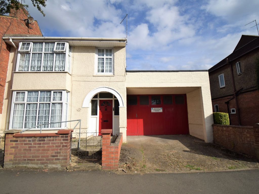 3 bed end terrace house for sale in Boughton Green Road, Northampton NN2, £320,000 Zoopla
