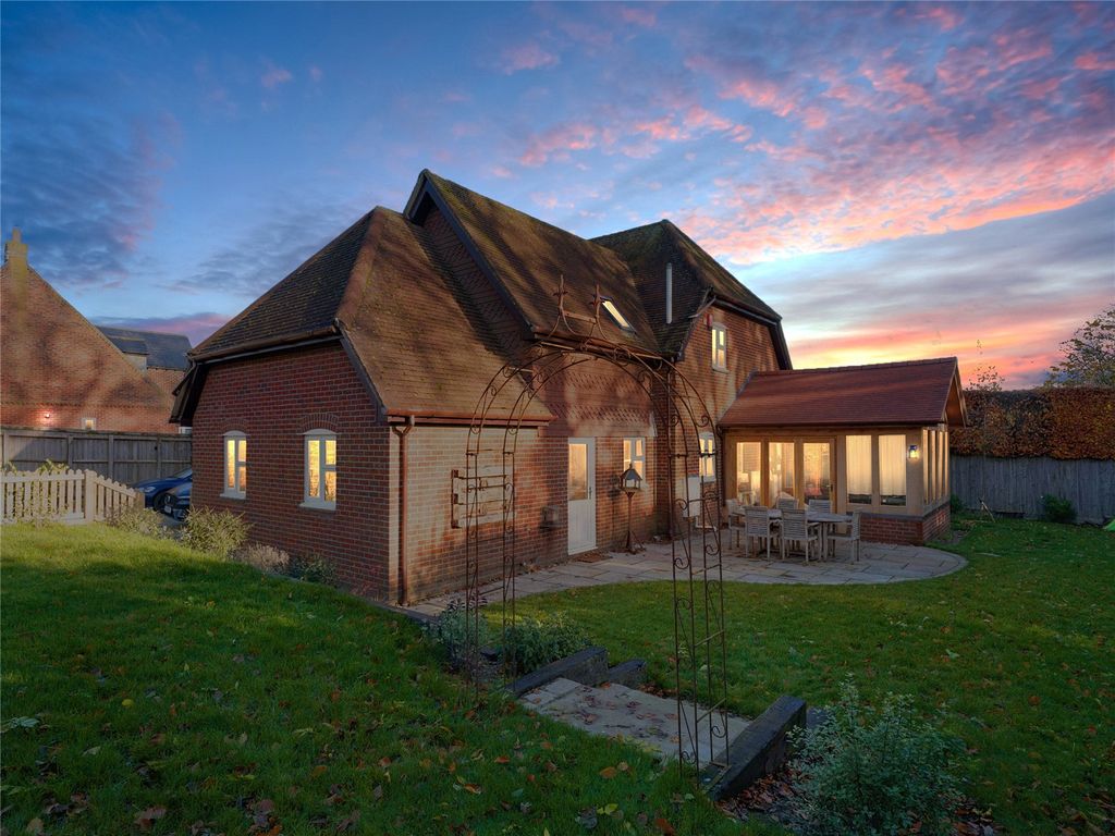 5 bed detached house for sale in Broad Hinton, Swindon SN4 Zoopla