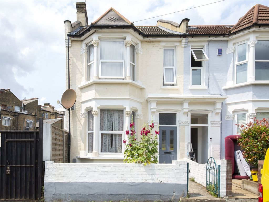 3 bed end terrace house for sale in Tyndall Road, Leyton, London E10