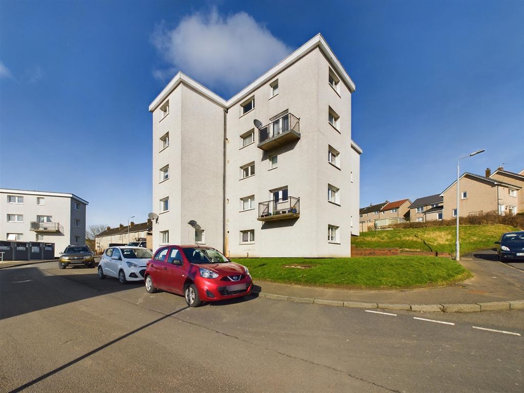 2 bed flat for sale in Fisher Crescent, Hardgate, Clydebank G81, £