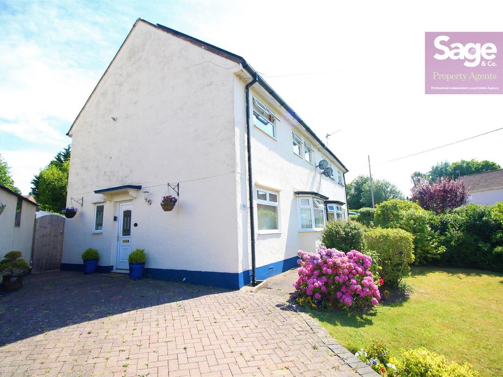 3 bed semidetached house for sale in North Road, Croesyceiliog