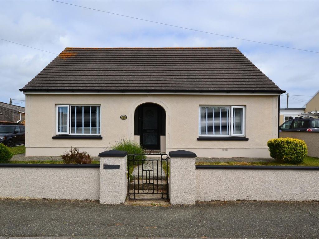 4 bed detached bungalow for sale in Church Road, Roch, Haverfordwest
