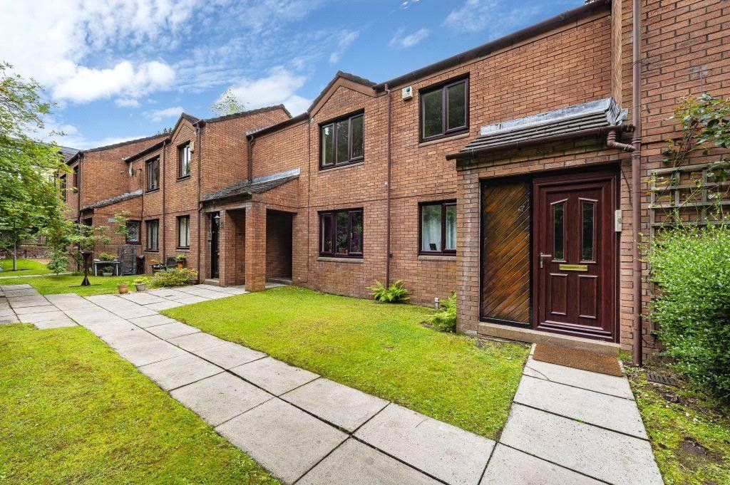 1 bed flat for sale in Boswell Court, Langside, Glasgow G42, £95,000