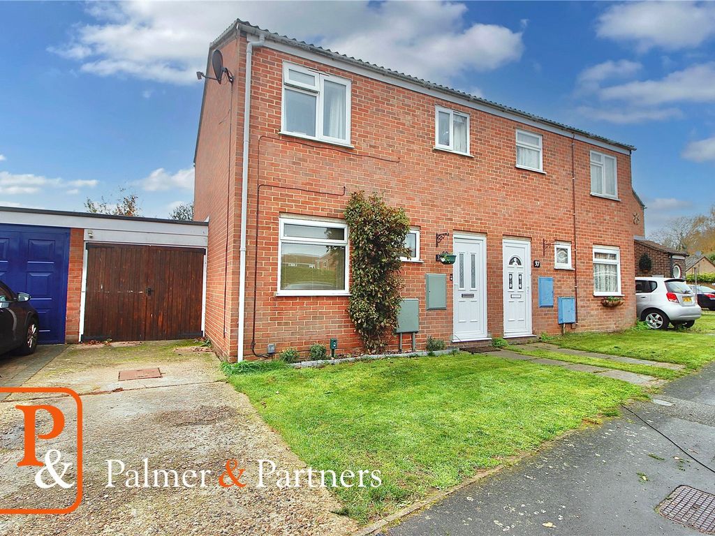 3 bed semidetached house for sale in Dains Place, Trimley St. Mary
