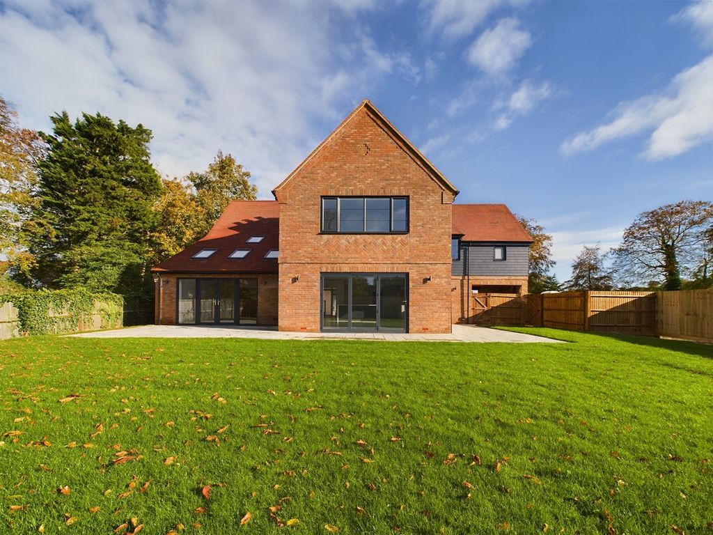 New home, 5 bed detached house for sale in Walden Road, Great
