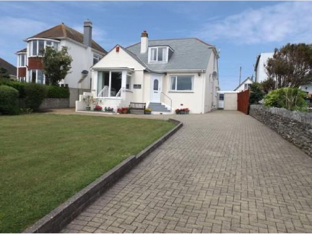 3 bed detached bungalow for sale in Pentire Crescent, Newquay TR7, £650,000 Zoopla