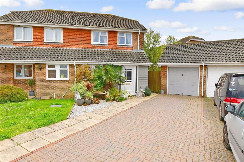 2 bed semidetached house for sale in Harden Road, Lydd, Romney Marsh