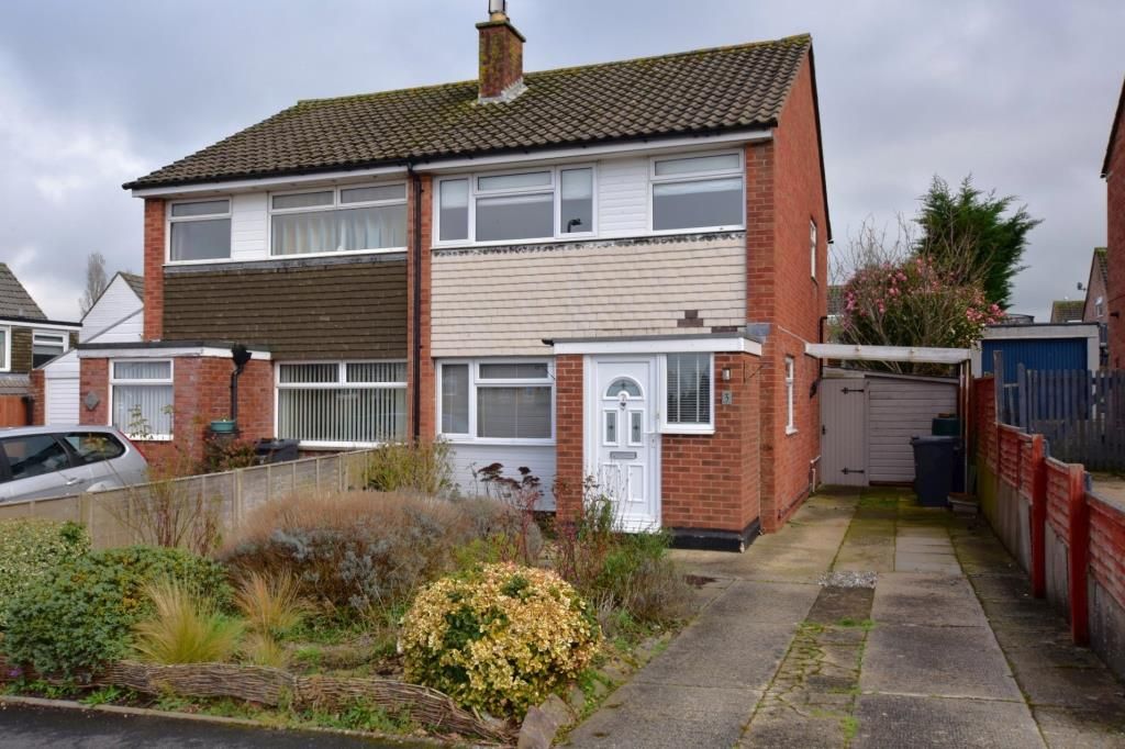 3 bed semidetached house to rent in Milldale Crescent, Honiton, Devon