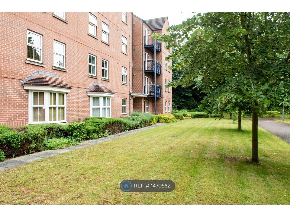 2 bed flat to rent in Wenlock Drive, West Bridgford, Nottingham NG2