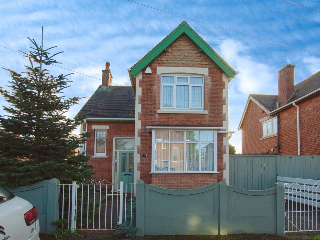 3 bed detached house for sale in Bedford Grove, Bulwell, Nottingham NG6