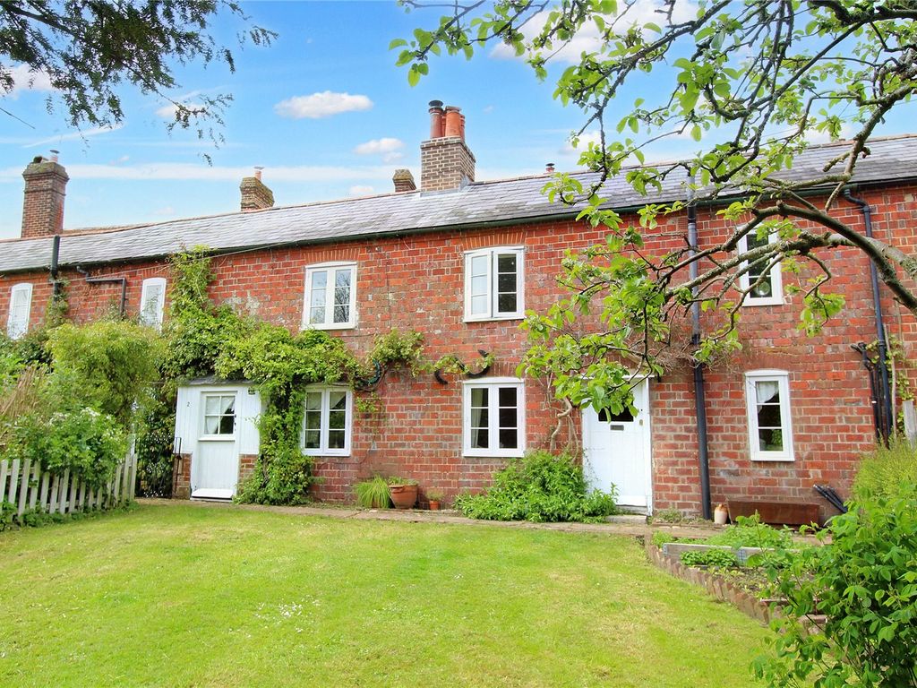 2 bed terraced house for sale in The Street, South Harting, Petersfield