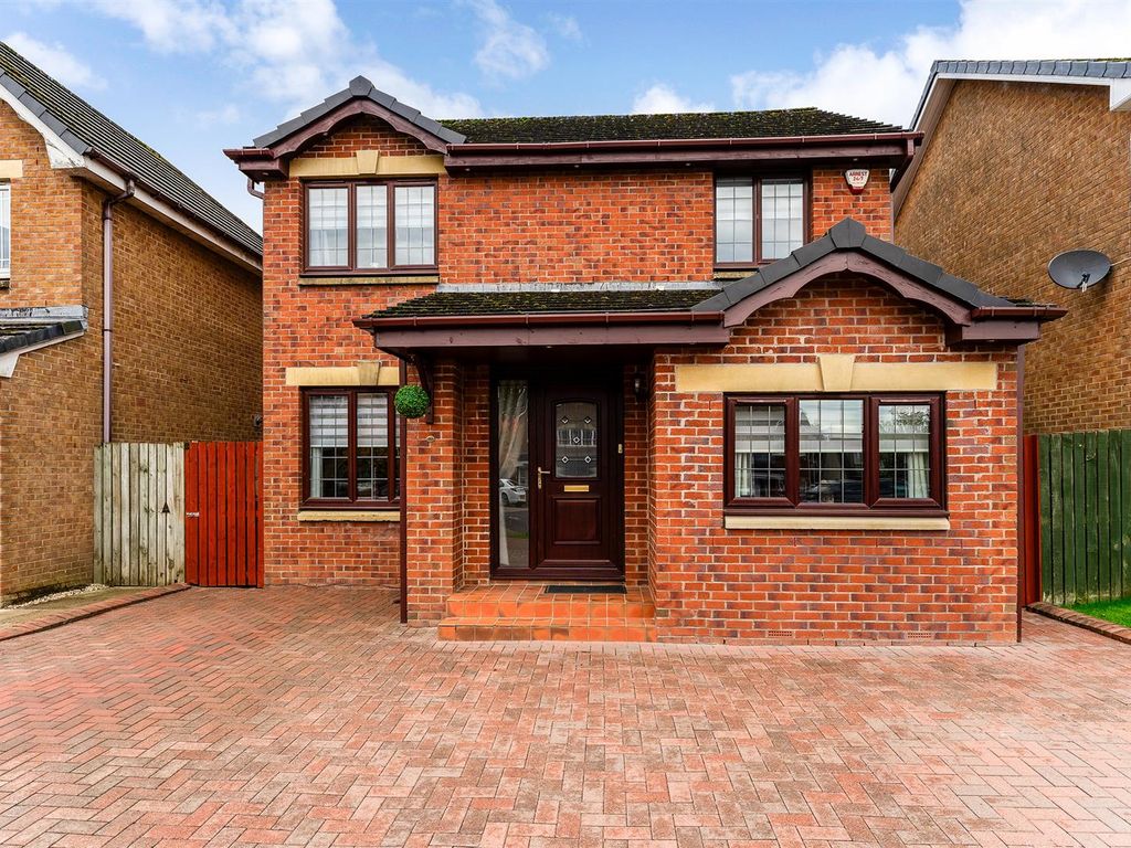 3 bed detached house for sale in Cumming Avenue, Carluke ML8, £198,000