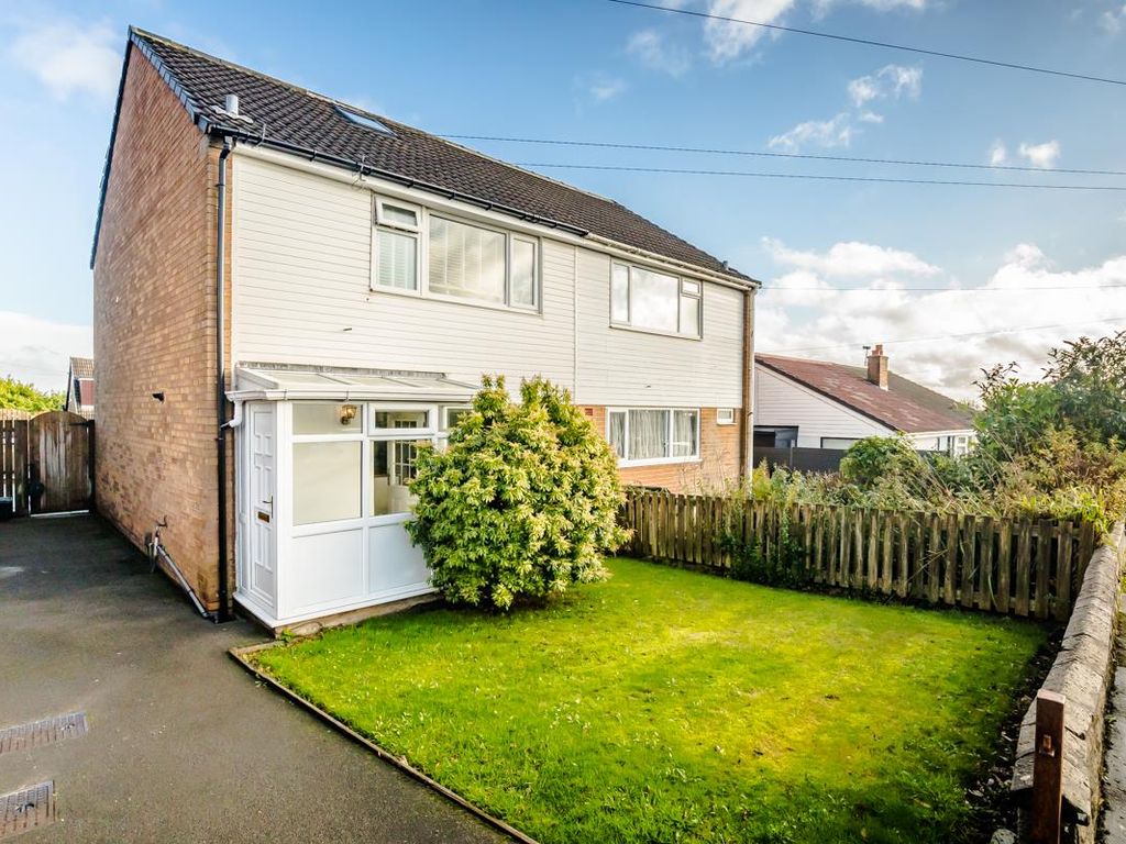 3 bed semidetached house for sale in Windmill Crescent, Northowram