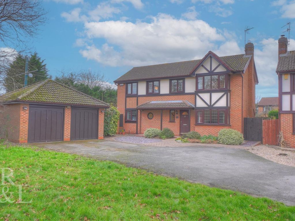 4 bed detached house for sale in Lyme Park, West Bridgford, Nottingham