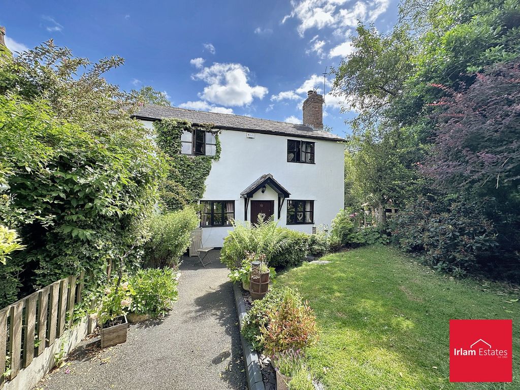 3 bed cottage for sale in Roe Green, Worsley M28, £485,000 Zoopla