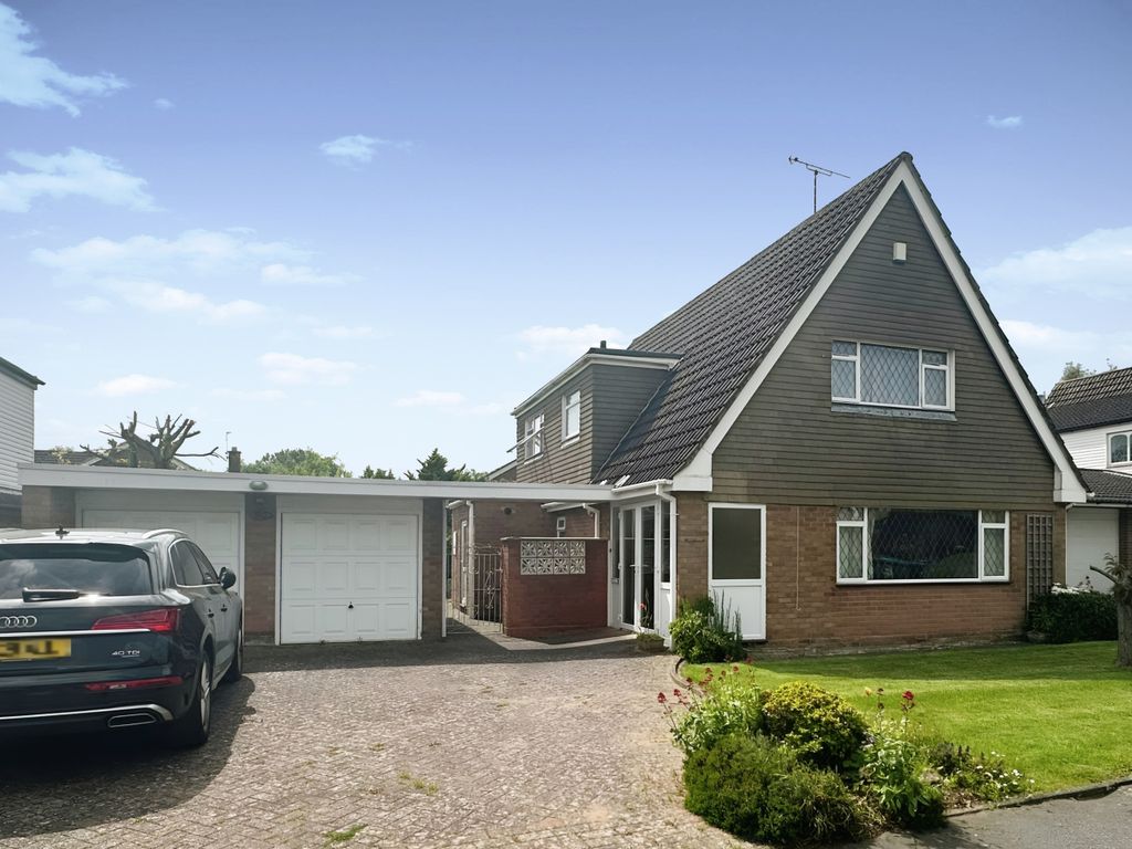 4 bed detached house for sale in De Montfort Way, Coventry CV4, £