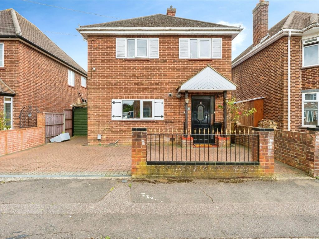 4 bed detached house for sale in King William Road, Kempston, Bedford ...