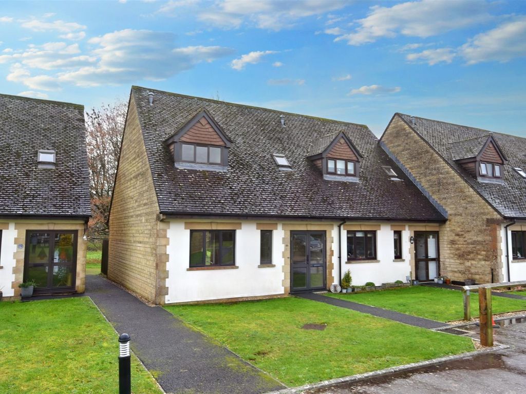 2 bed property for sale in King Edmund Court, Gillingham SP8, £160,000