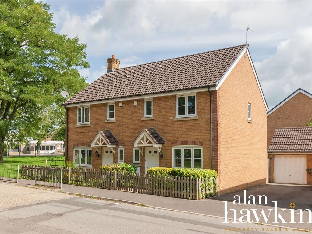 3 bed semidetached house for sale in Preston Lane, Lyneham, Chippenham