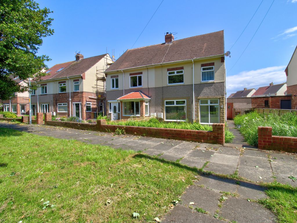 4 bed semidetached house for sale in Haydon Road, Ashington NE63, £