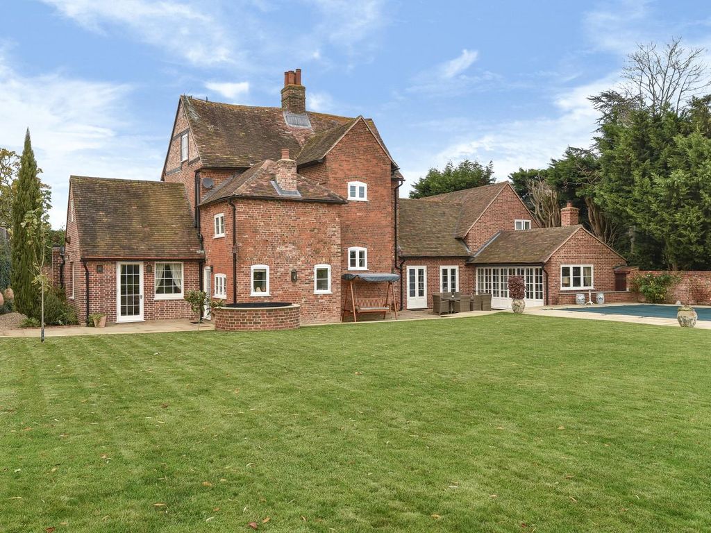 7 bed detached house to rent in Winkfield Lane, Winkfield, Windsor