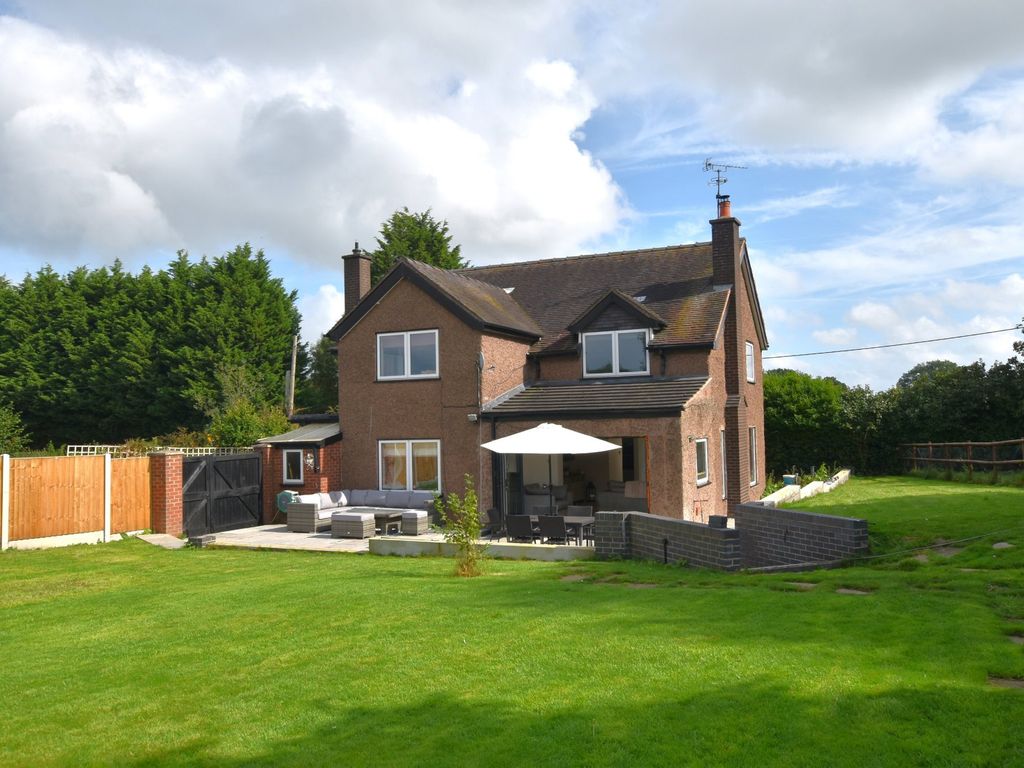 4 bed detached house for sale in Newport Road, Hinstock, Market Drayton
