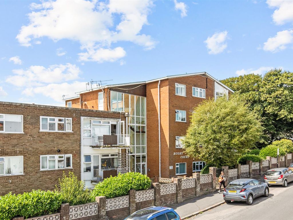 2 bed property for sale in Bristol Gardens, Brighton BN2 Zoopla