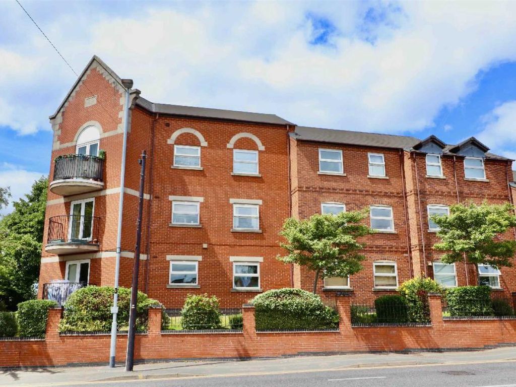 2 bed flat to rent in Trinity Court, Hinckley LE10 Zoopla