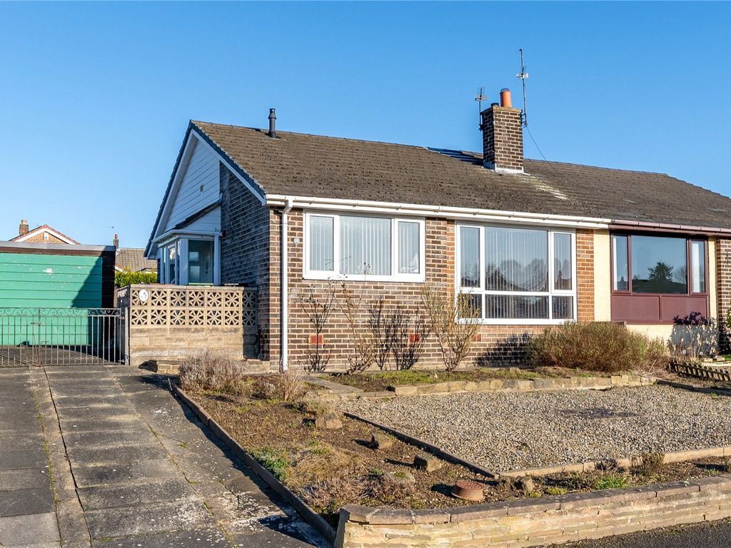 2 bed bungalow for sale in Burnham Road, Garforth, Leeds, West
