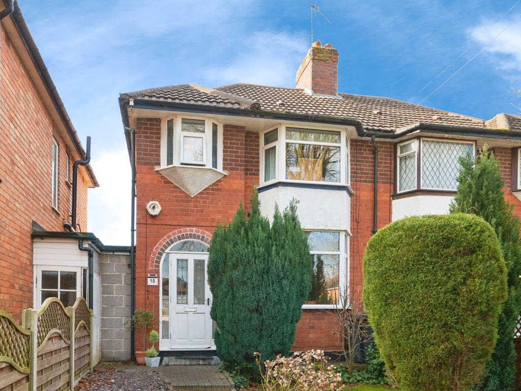 3 bed semidetached house for sale in Bilton Grange Road, Birmingham