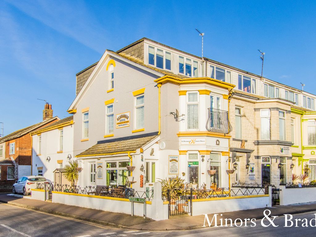 7 bed end terrace house for sale in Trafalgar Road, Great Yarmouth NR30