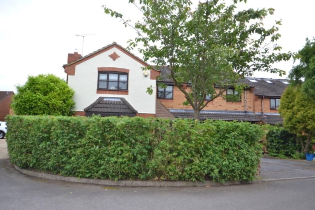 5 bed detached house for sale in Chatsworth Close, Stortford CM23, £749,995 Zoopla