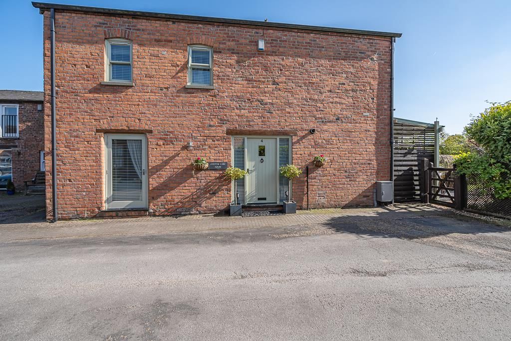 3 bed semidetached house for sale in Chester Lane, Winsford CW7, £