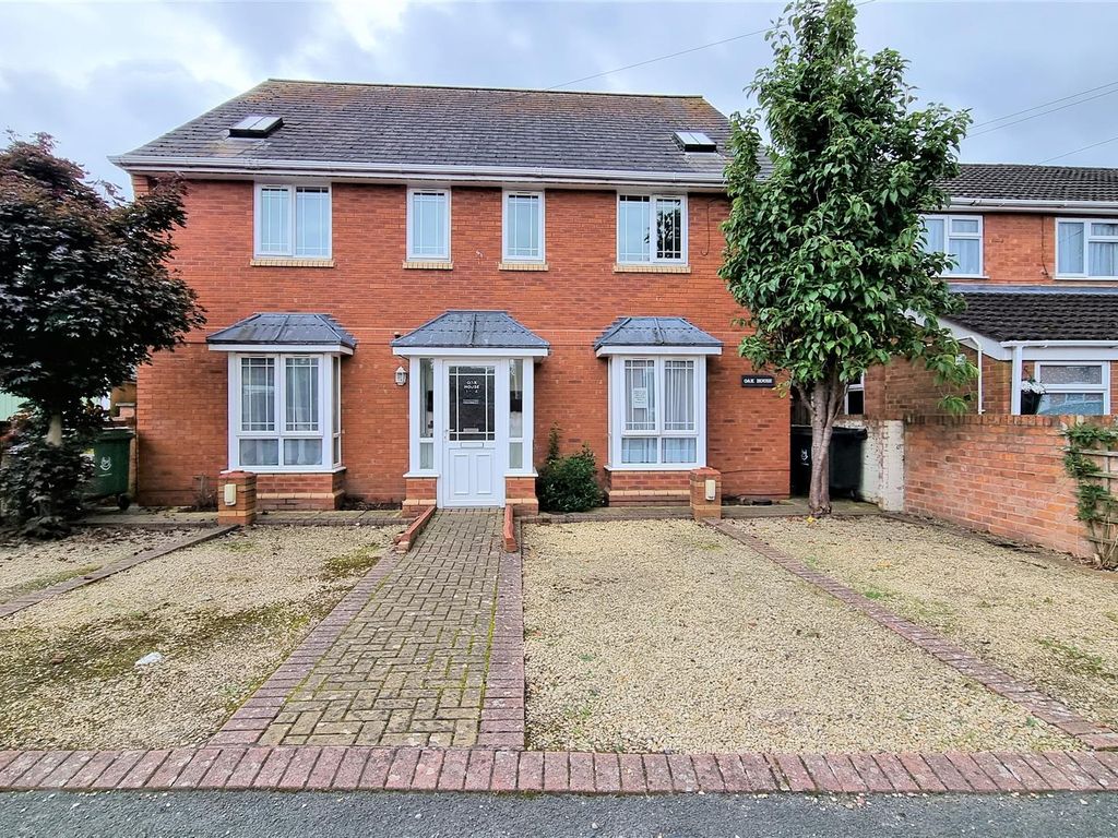 2 bed for sale in Lambert Road, Worcester WR2, £165,000 Zoopla