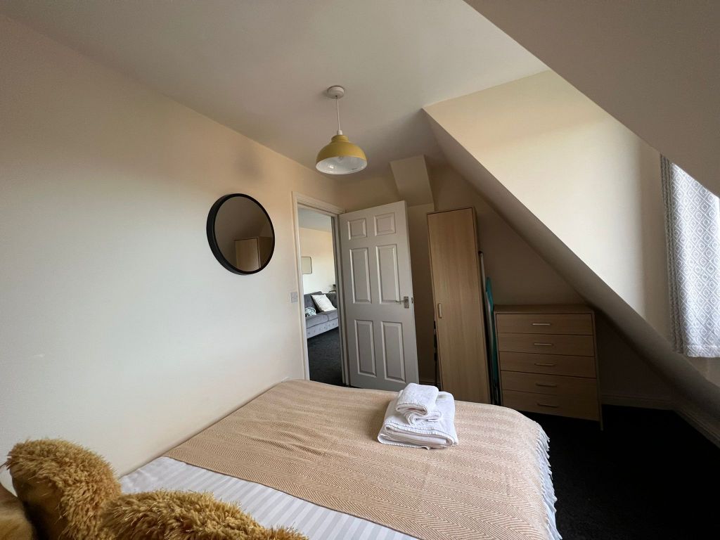 2 bed flat to rent in St Helens Road, Swansea SA1, £925 pcm Zoopla