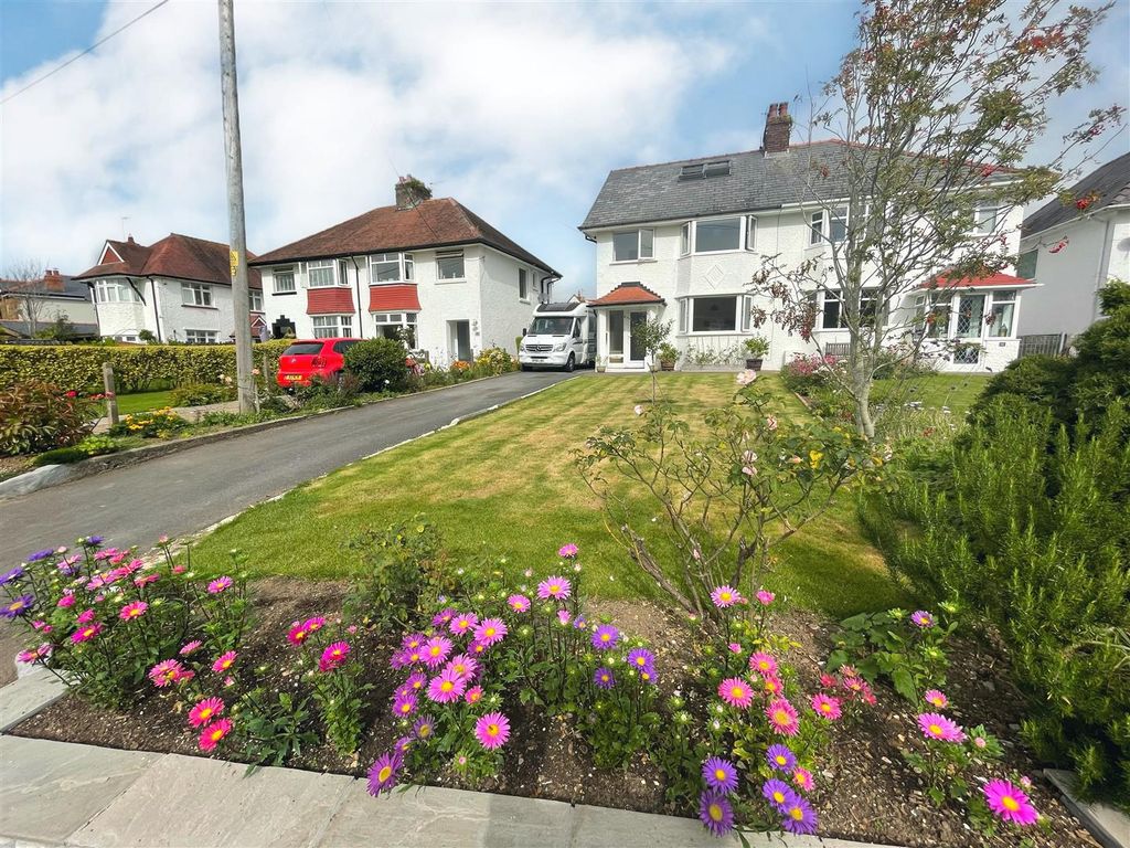 4 bed semidetached house for sale in Oldway, Swansea SA3