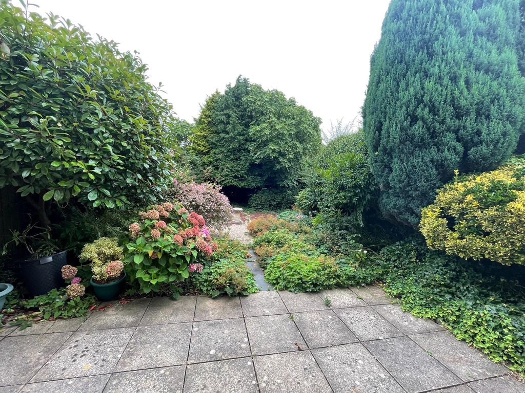 3 bed property to rent in Sloper Road, Cardiff CF11, £1,300 pcm Zoopla