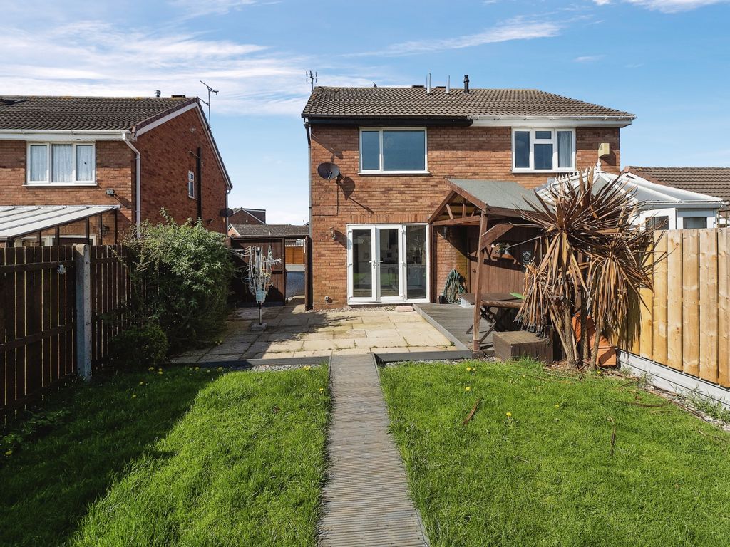 2 bed semidetached house for sale in Greylees Avenue, Hull HU6 Zoopla