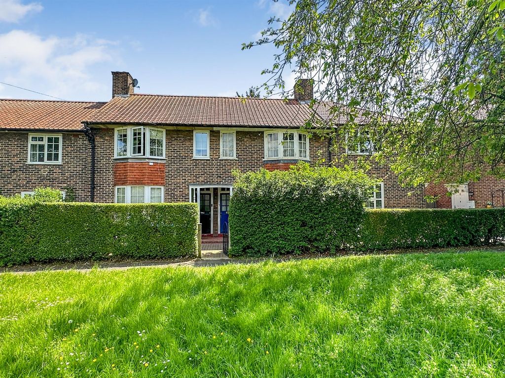 2 bed terraced house for sale in Canterbury Road, Morden SM4 Zoopla