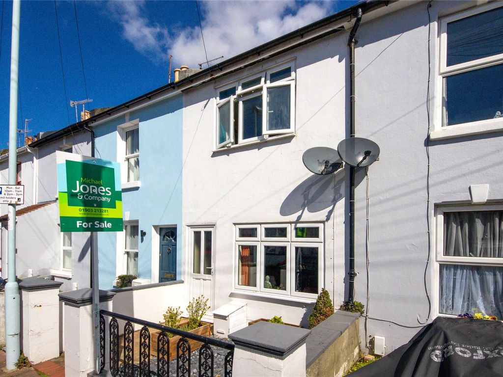 3 bed terraced house for sale in Howard Street, Worthing, West Sussex BN11 Zoopla
