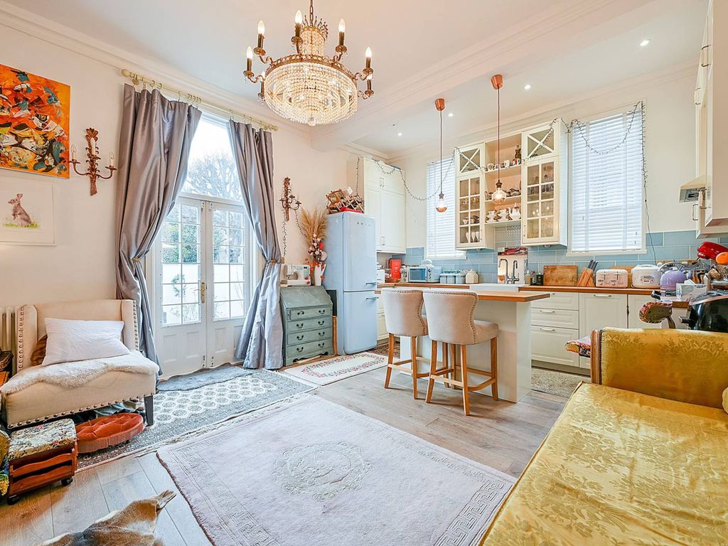 1 bed flat for sale in Wellesley Road, Chiswick, London W4 Zoopla