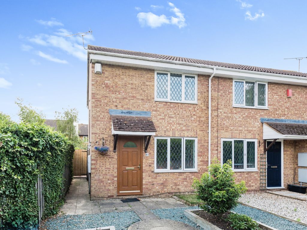 2 bed end terrace house for sale in Carman Close, Swindon, Wiltshire ...