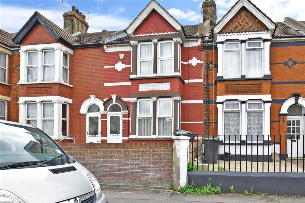4 bed terraced house for sale in Pelham Road, Gravesend, Kent DA11 Zoopla