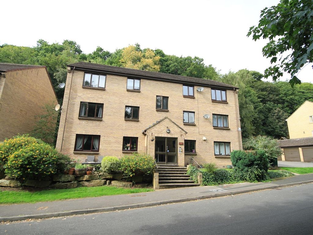 2 bed flat for sale in Baildon Wood Court, Baildon, Shipley BD17, £
