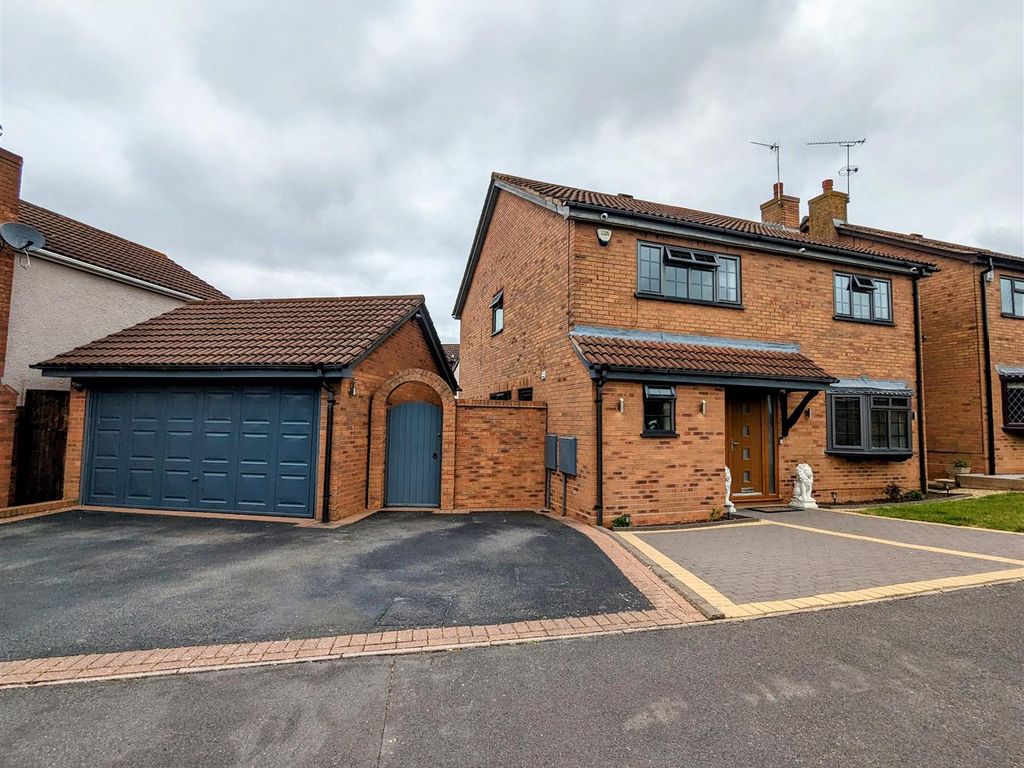 4 bed detached house for sale in Gorse Farm Road, Whitestone, Nuneaton