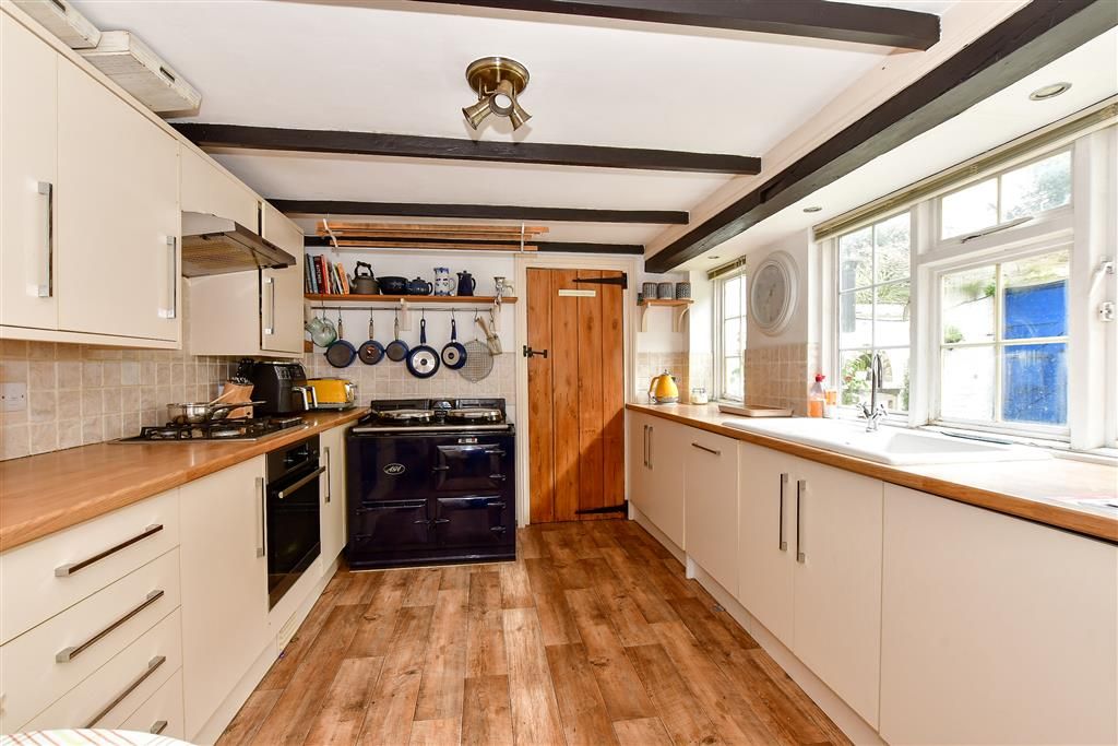 4 bed end terrace house for sale in Staplers Road, Newport, Isle Of Wight PO30, £250,000 Zoopla