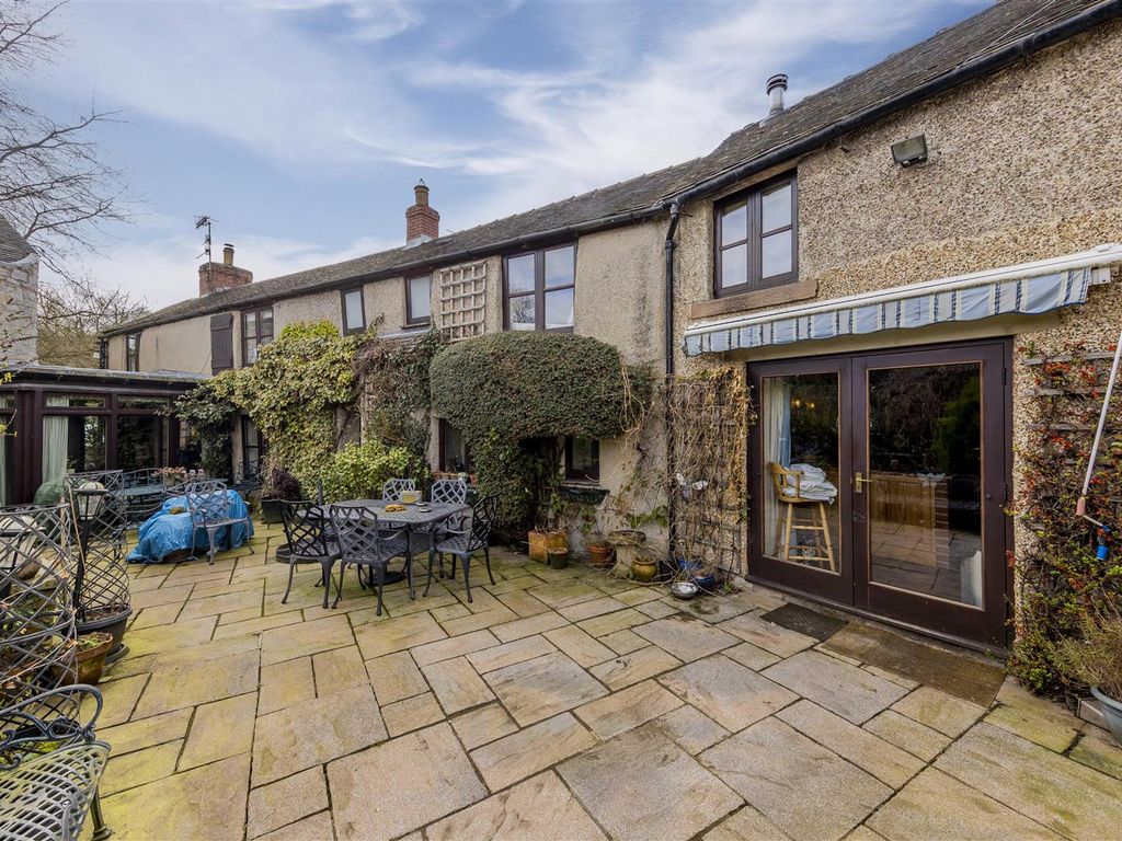 5 bed semidetached house for sale in Parwich, Ashbourne, Derbyshire