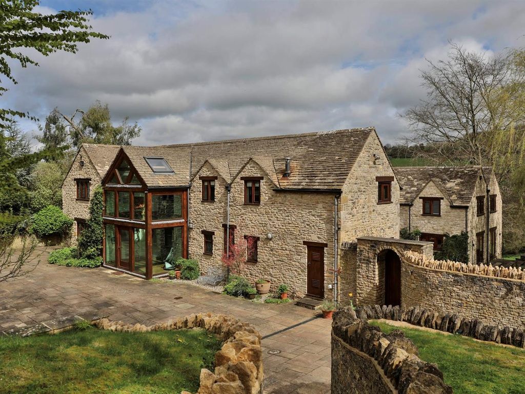 7 bed detached house for sale in Charlton Hill, Cheltenham GL53, £
