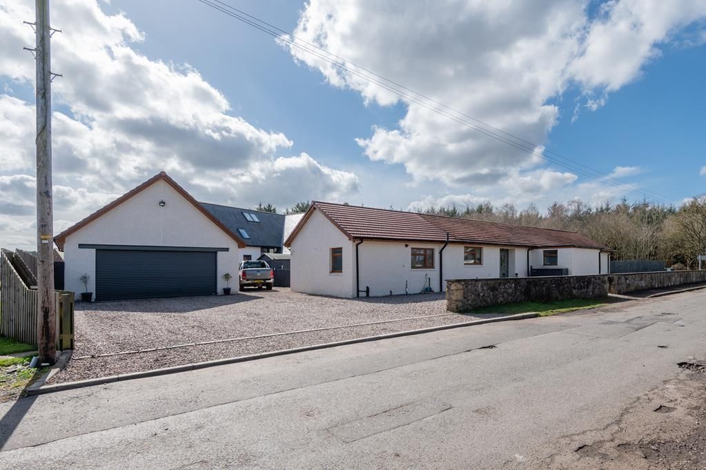 3 bed detached bungalow for sale in Charlottetown, Cupar KY15 Zoopla